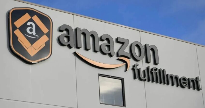 Amazon FBA fulfillment warehouse exterior, real‑shot of US Amazon FBA storage facility